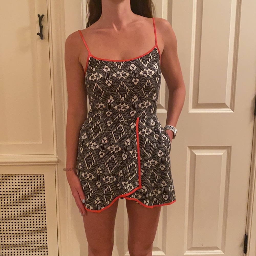 Patterned Romper Euc - image 2